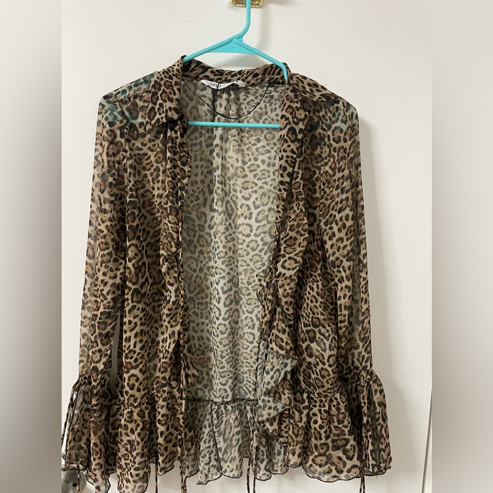 Zara Cheetah Print Top Size M